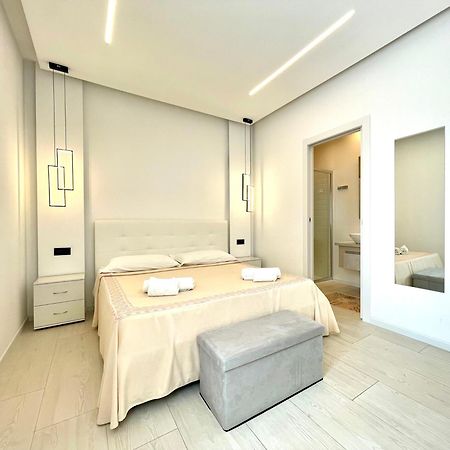 Magenta Rooms Olbia Bagian luar foto