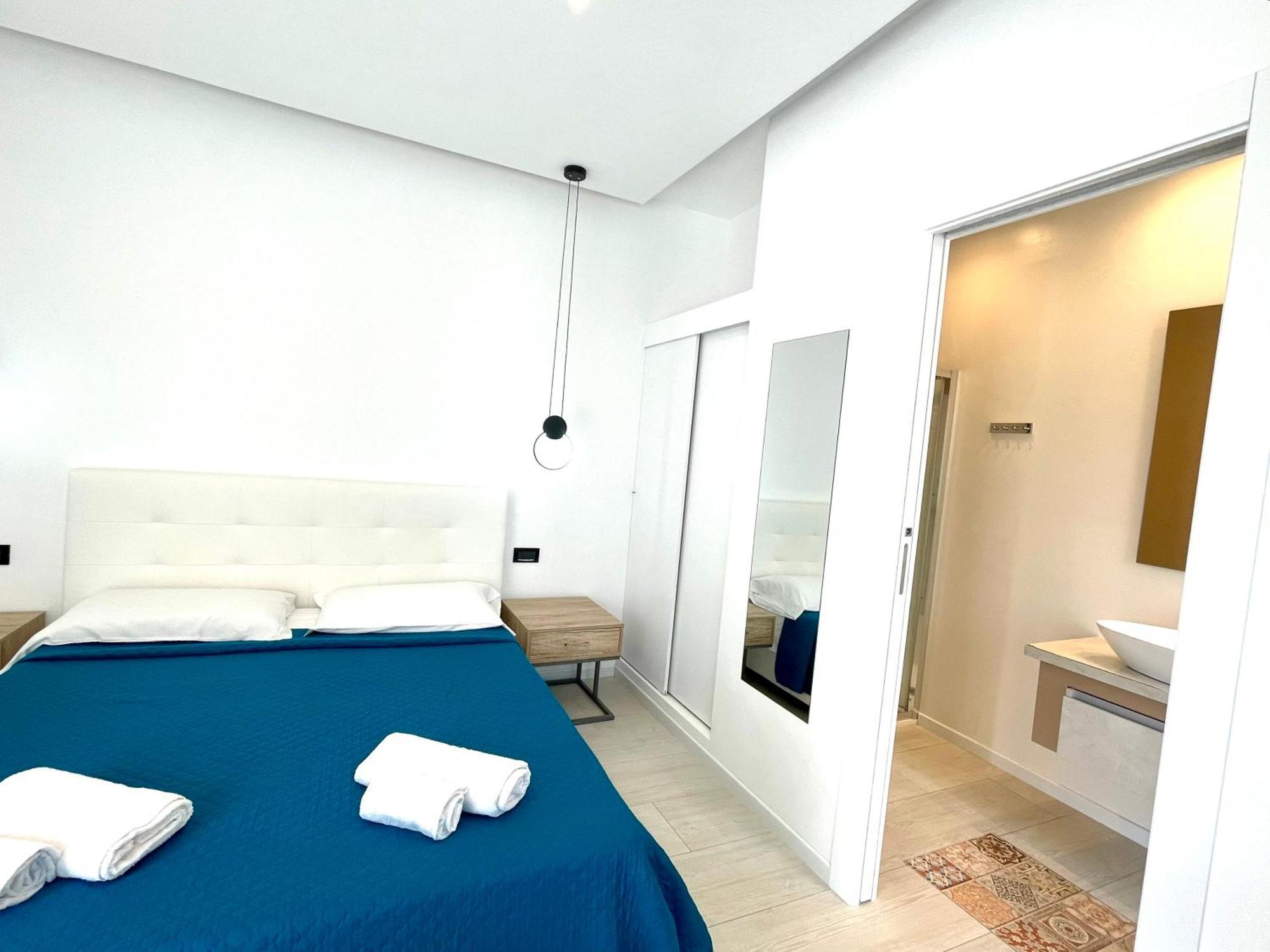 Magenta Rooms Olbia Bagian luar foto